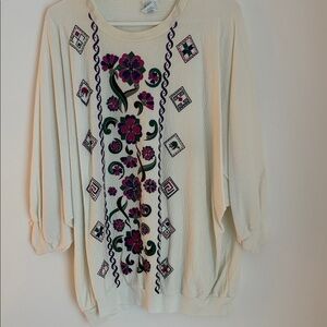 Floral Embroidered Short Sleeve Top - Cream